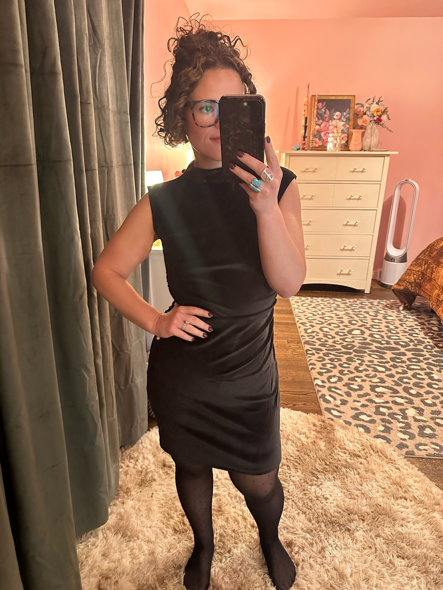 Black on black ✨🖤 This soft velour dress is perfect to wear to any holiday gathering. I would add my leopard belt from Abercrombie!! 

#LTKMidsize #LTKStyleTip #LTKHoliday