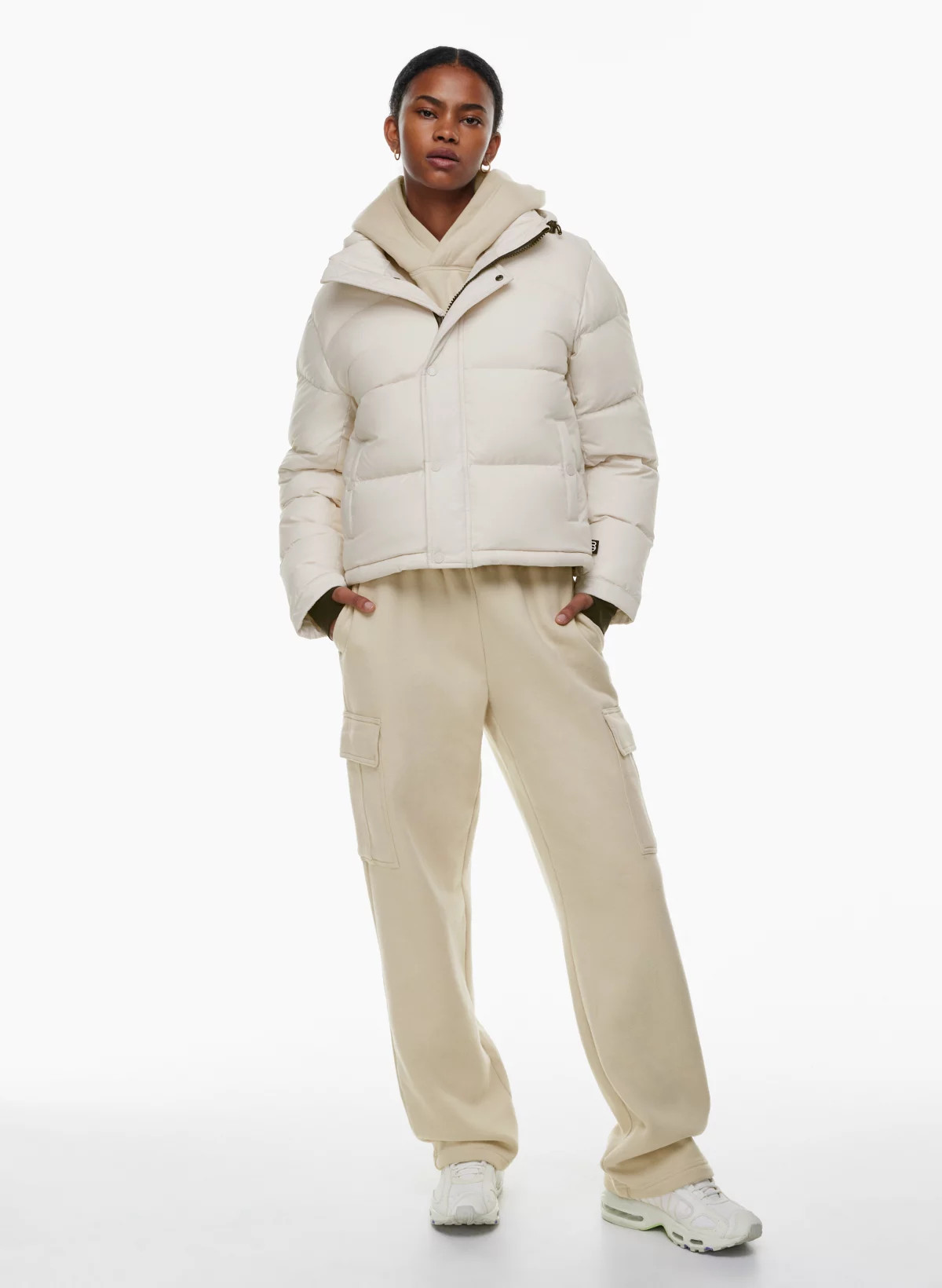 THE SUPER PUFF™ SHORTY | Aritzia