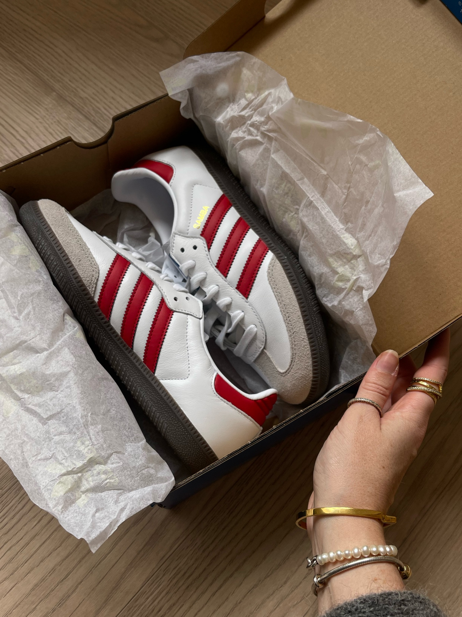 New red adidas sambas ♥️ 

Red sambas, adidas trainers, cherry red, pop of red, white trainers 


#LTKfindsunder100 #LTKstyletip #LTKshoecrush