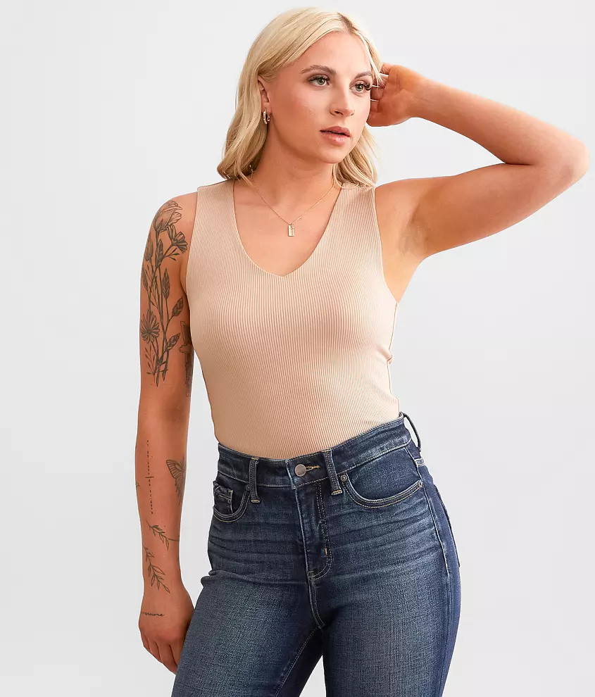 Shaping & Smoothing Ribbed Tank Top | Buckle