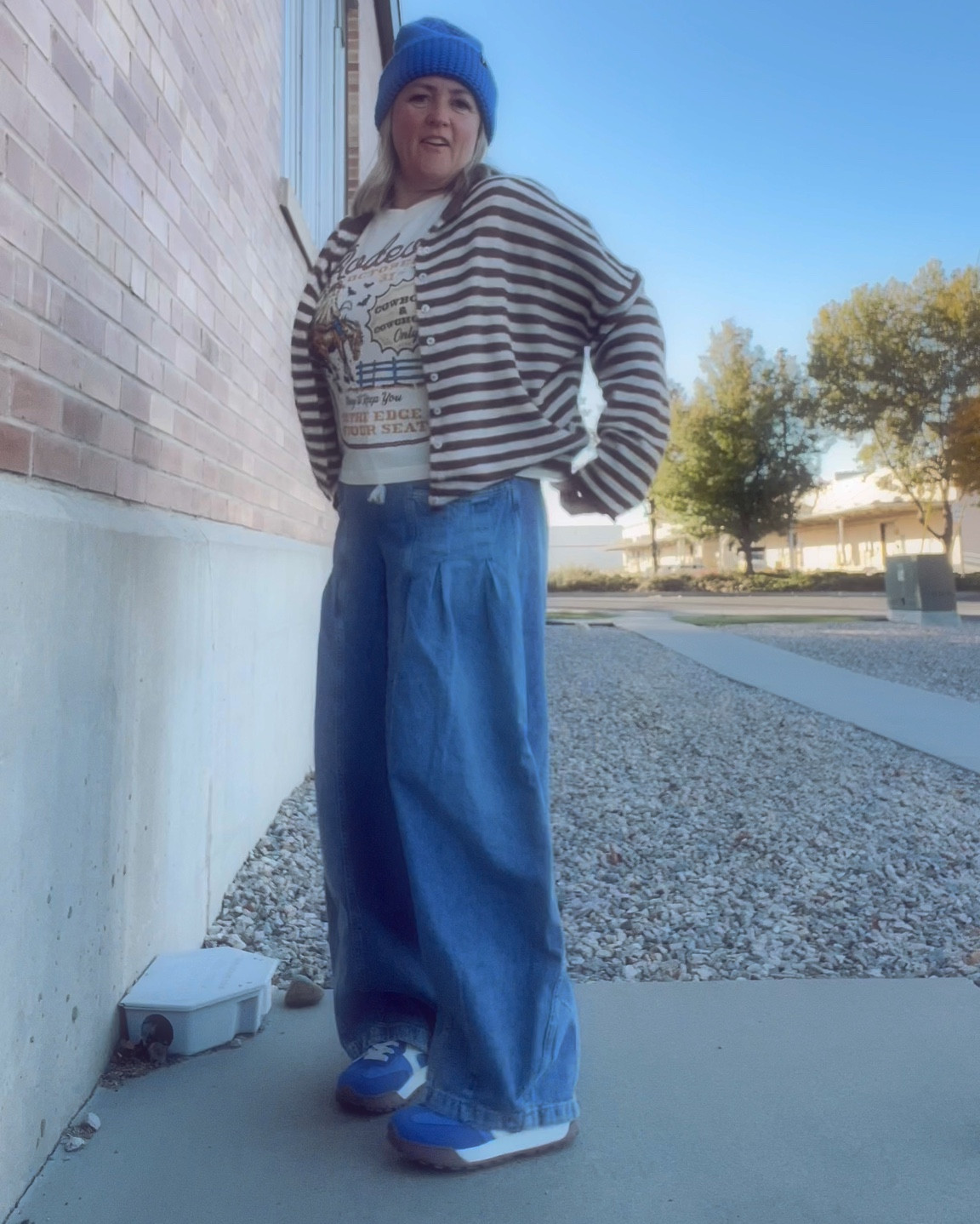 🥰🥰these are my all time fav cardis—I think I own like 15 different options!
.
👌🏻perfect for layering + seriously so cozy and soft!
.
#bestcardigan #striped cardigan #oversizedcardigan #freepeople #barrelldenim #pleateddenim #pullondenim #beanie #halloweentop

#LTKFindsUnder50 #LTKMidsize #LTKSeasonal