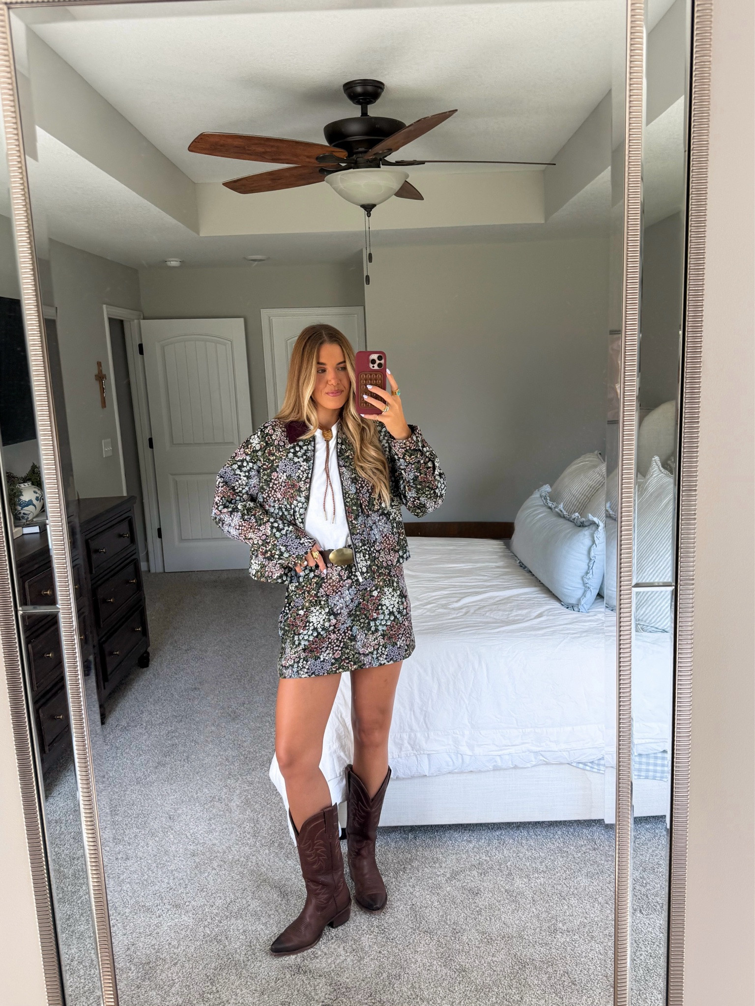 walmart ootd!! size 4 in skirt (i could size down 1) and size small in jacket

#LTKdayinmylife #LTKgrwm #LTKxWalmart