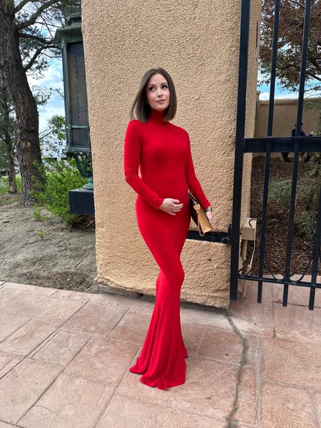 norma kamali red maxi dress (tts, xs - so flattering! not maternity but works amazing with a bump very stretchy)

wedding guest dress 

#LTKWedding #LTKBump #LTKStyleTip