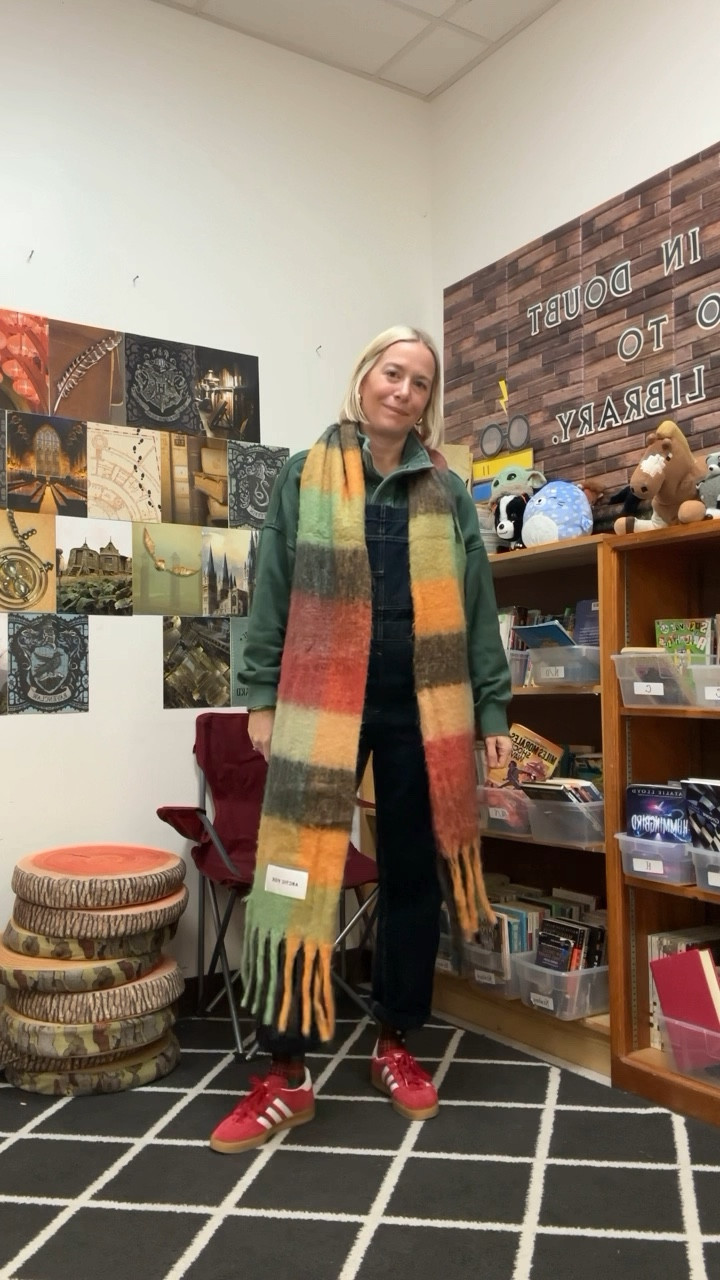 💙💚🧣

#LTKStyleTip #LTKSeasonal #LTKOver40