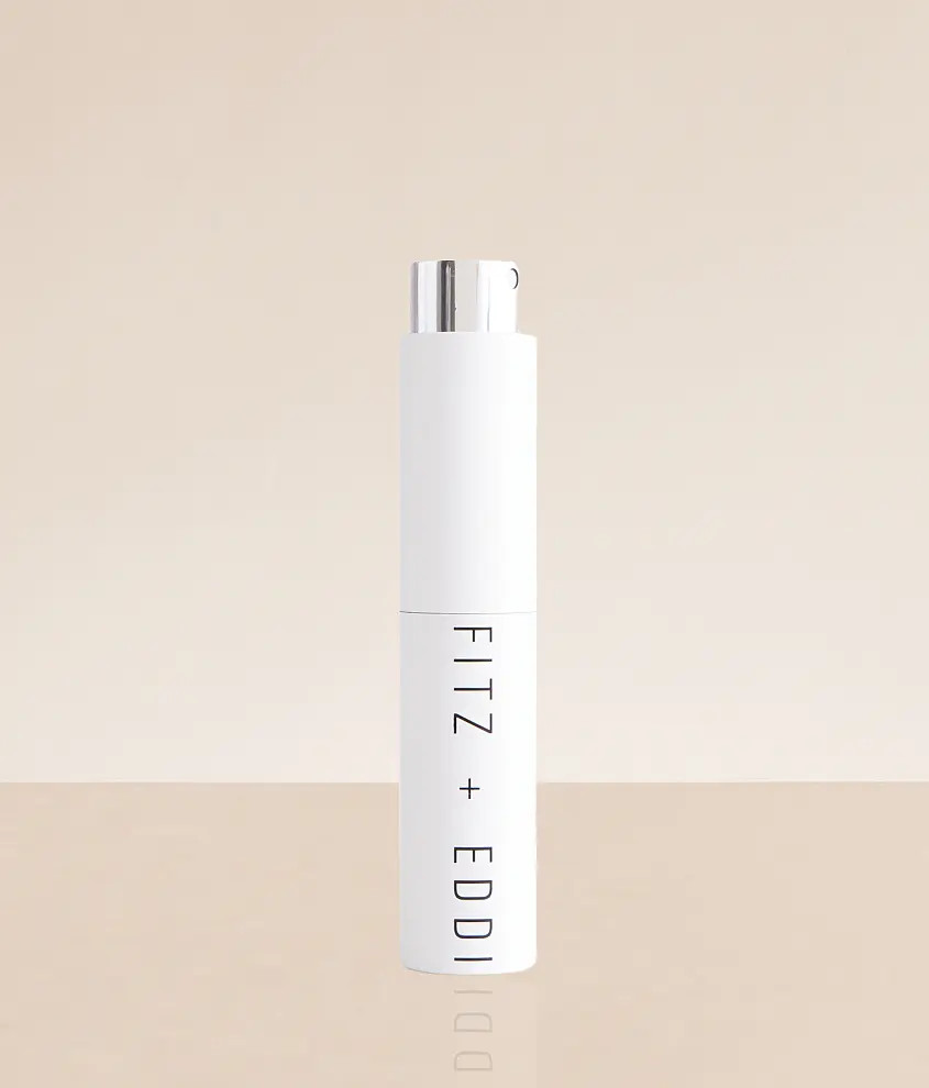 Whisper White Twist & Spray Fragrance | Buckle