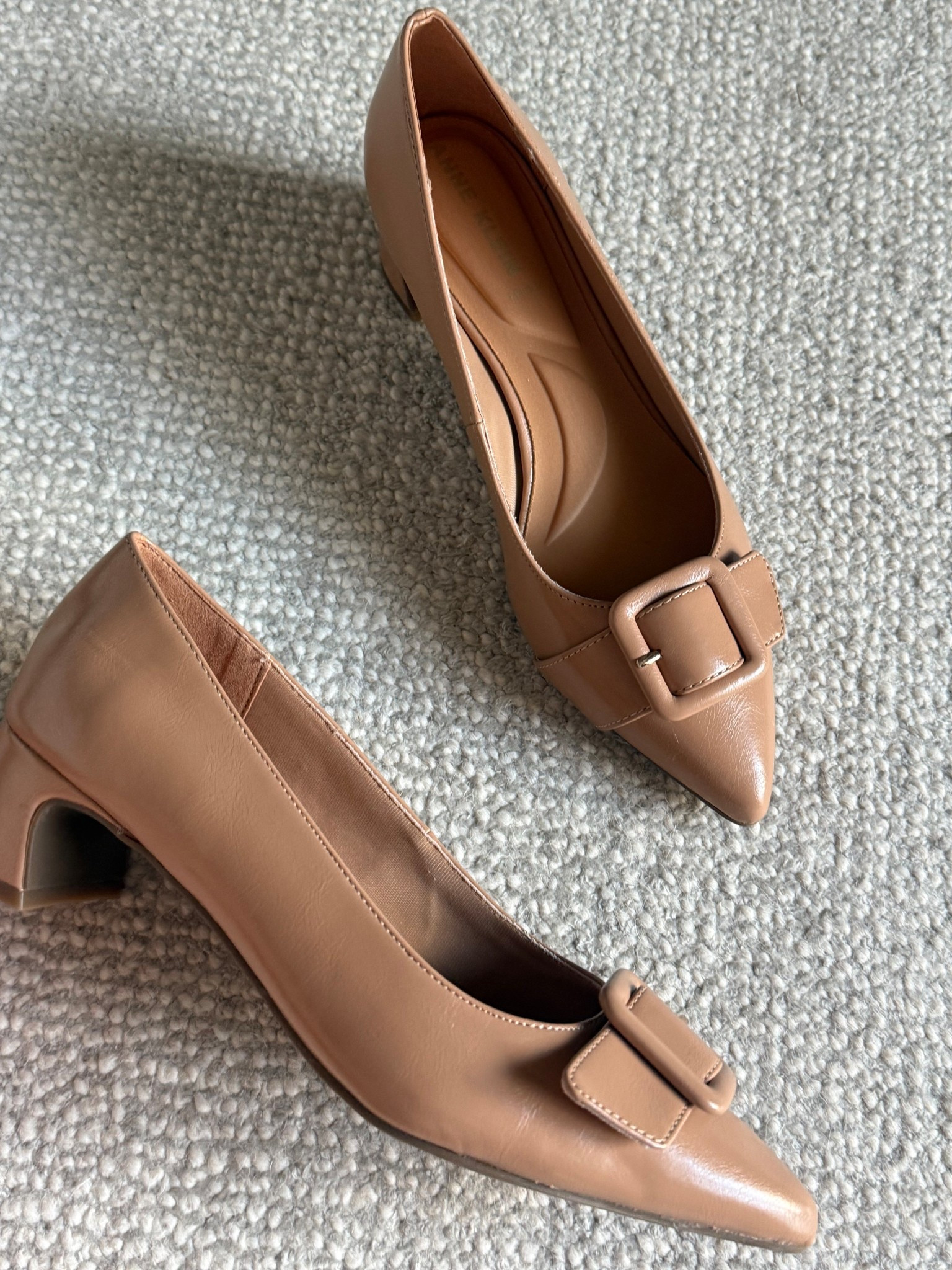 work heels 
Short work heels 
love these super soft leather and have built in cushion
If you’re usually in between sizes I would size down 1/2 because the leather stretches!

#LTKgrwm #LTKootd #LTKWorkwear