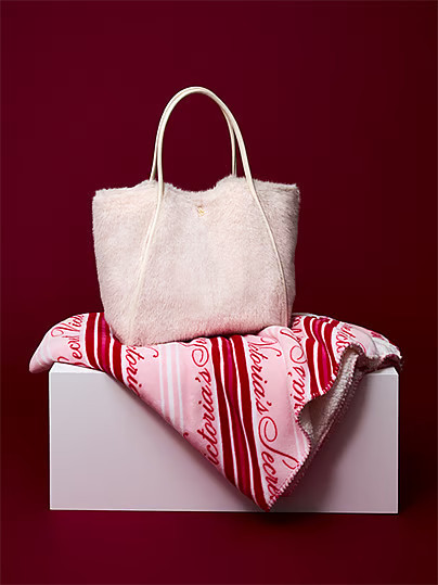 Cozy-Fleece Blanket And Faux-Fur Tote Duo, Multicolored, One Size - Women's Gift Sets - Victoria's Secret | Victoria's Secret (US / CA )