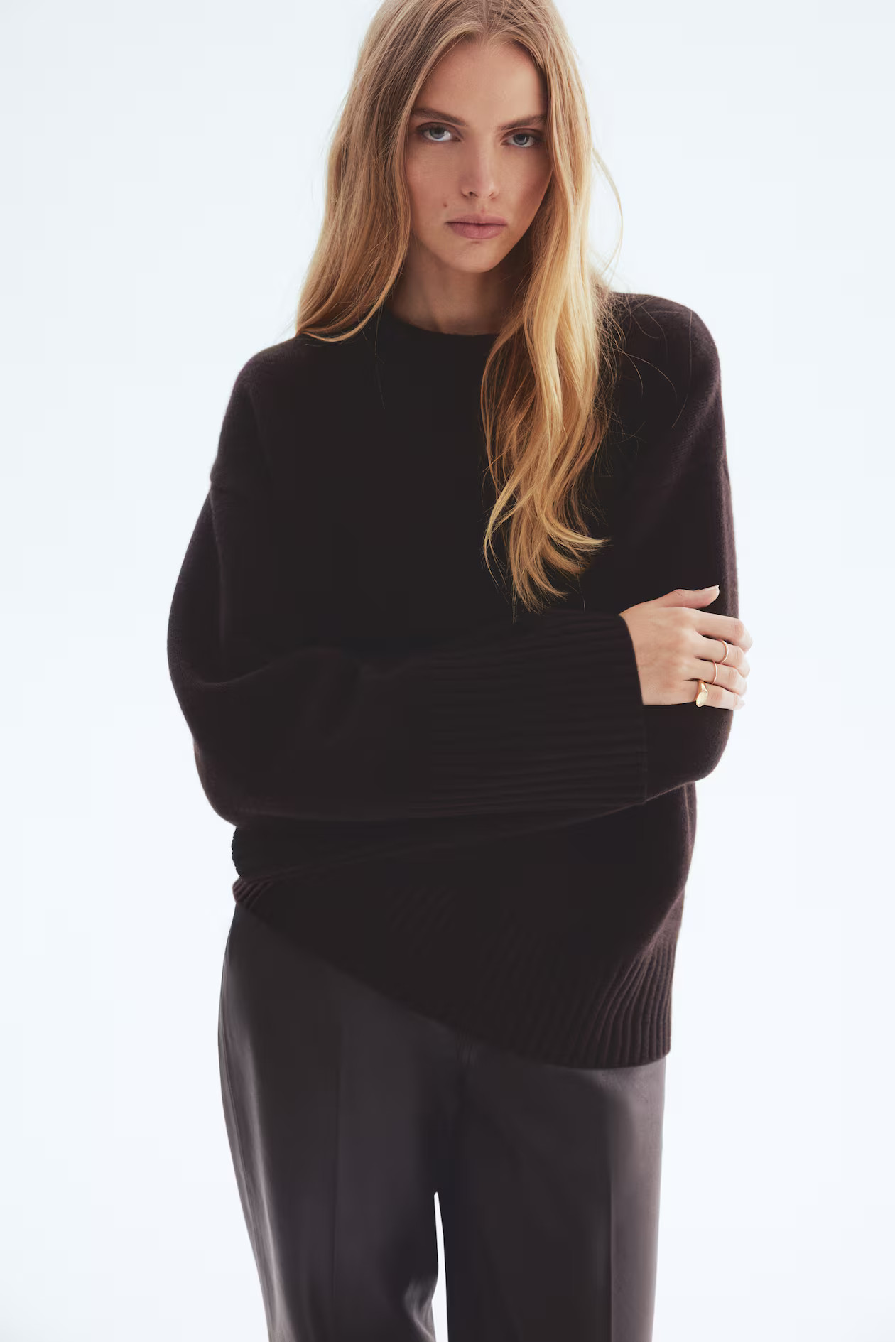 Cashmere-blend jumper | H&M (UK, MY, IN, SG, PH, TW, HK)