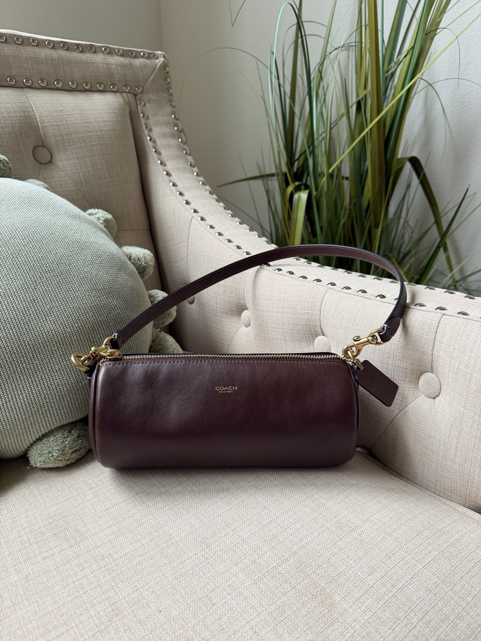 The Coach Barrel bag is such a great neutral, everyday bag. I picked it up before LTK Con and I’m obsessed!

#LTKootd #LTKPetite #LTKSeasonal