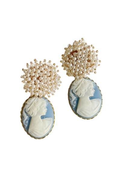 pearly bouquet + wedgewood blue cameo | Nicola Bathie Jewelry