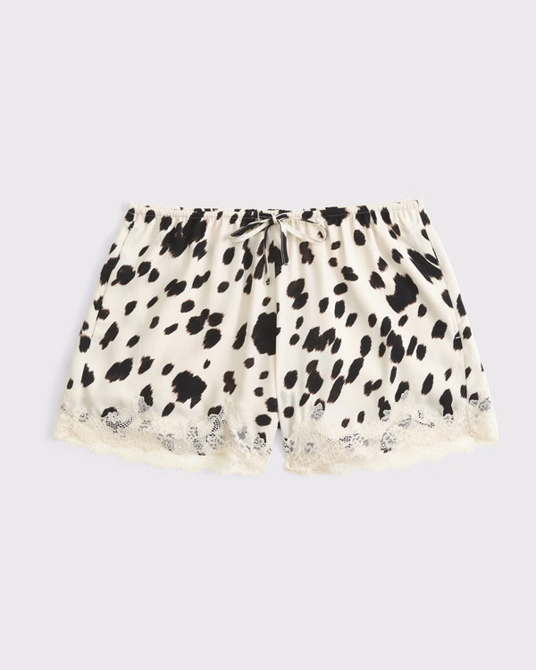 Women's Mid Rise Flirty Short | Women's New Arrivals | Abercrombie.com | Abercrombie & Fitch (UK)