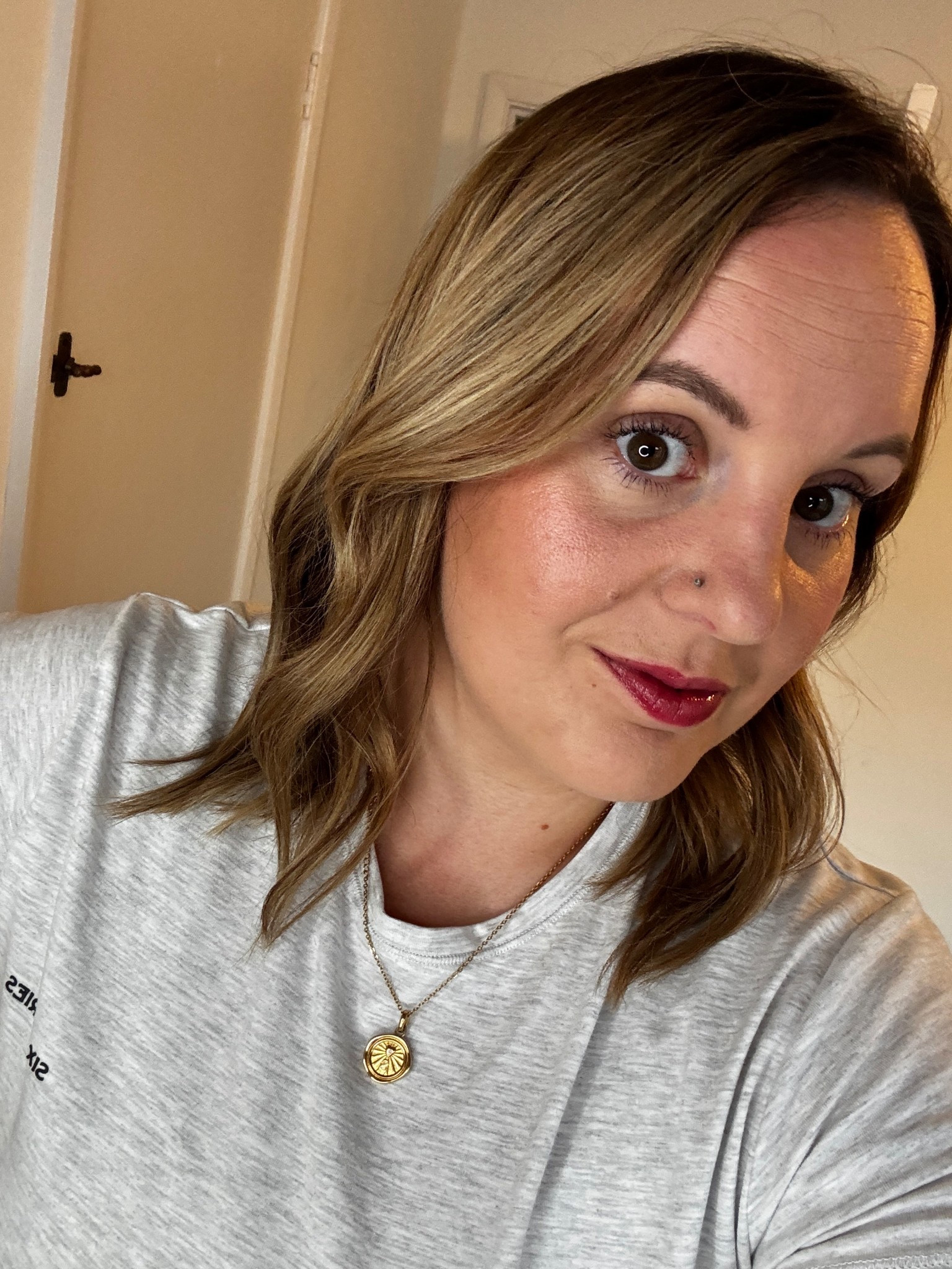 Hair done, face done, everything done! 





#LTKuk #LTKstyletip #LTKdatenight