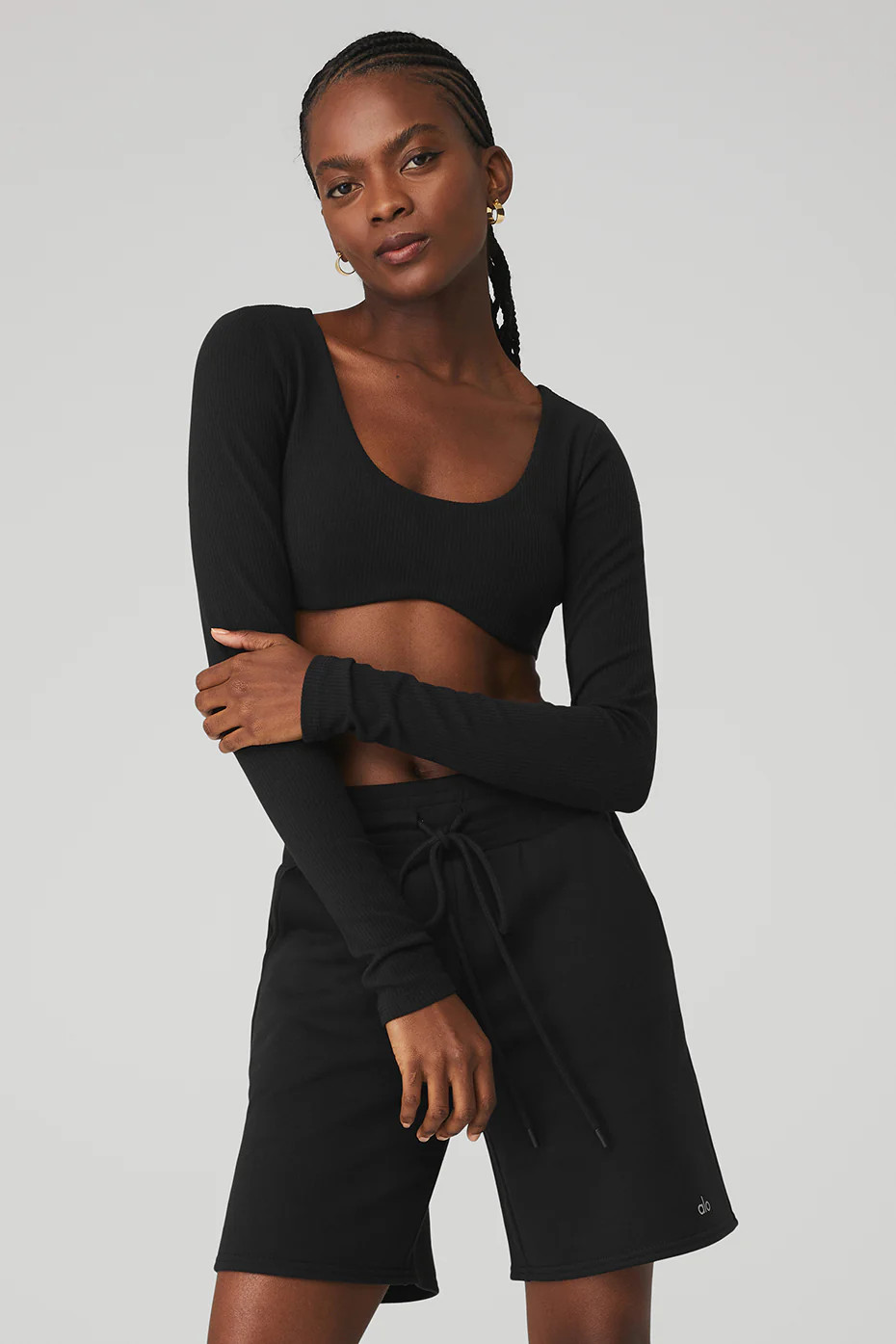 Thrill Seeker Shrug - Black | Alo Yoga (US)
