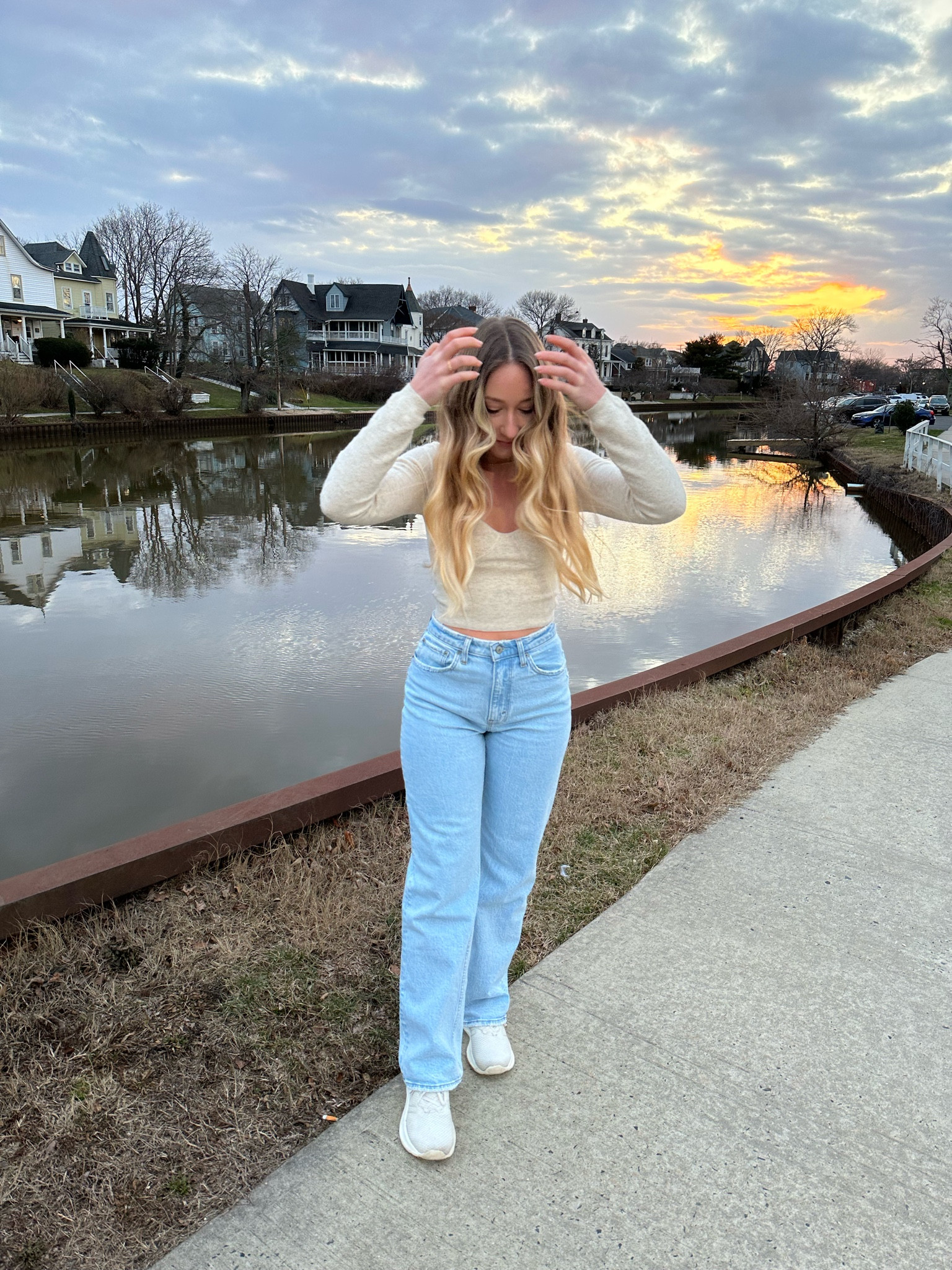 Casual outfit! Jeans are Abercrombie curve love relaxed 90s jeans. Wearing size 26 curve love regular length. I’m 5’4”, 26 in waist, 39 in hip and they fit great! Great for larger waist-to-hip ratio! Jeans look less blue in person, the lighting of the photo accentuated the saturation a little. Reference stock image on Abercrombie for color👖

#LTKfit #LTKFind #LTKstyletip