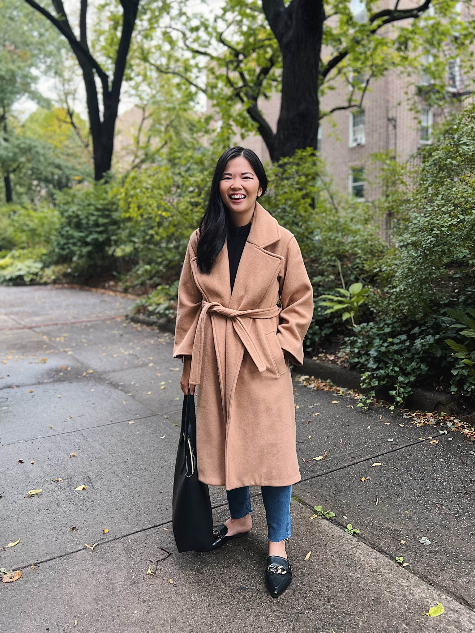 Abercrombie, fall outfit, camel coat (XXSP, from last year but linked similar style from same brand), black sleeveless sweater, high waisted skinny jeans, black tote bag, black mule loafers with gold chain (TTS).

#LTKSeasonal #LTKworkwear #LTKunder50