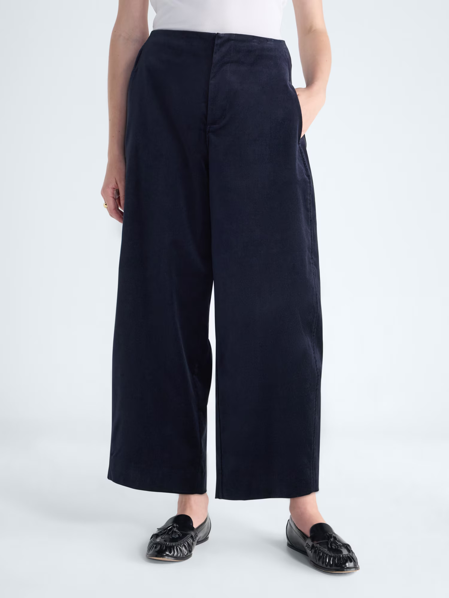 Free Assembly Women's Velvet High Rise Cropped Barrel Pants, 28" Inseam, Sizes XS-XXL - Walmart.com | Walmart (US)