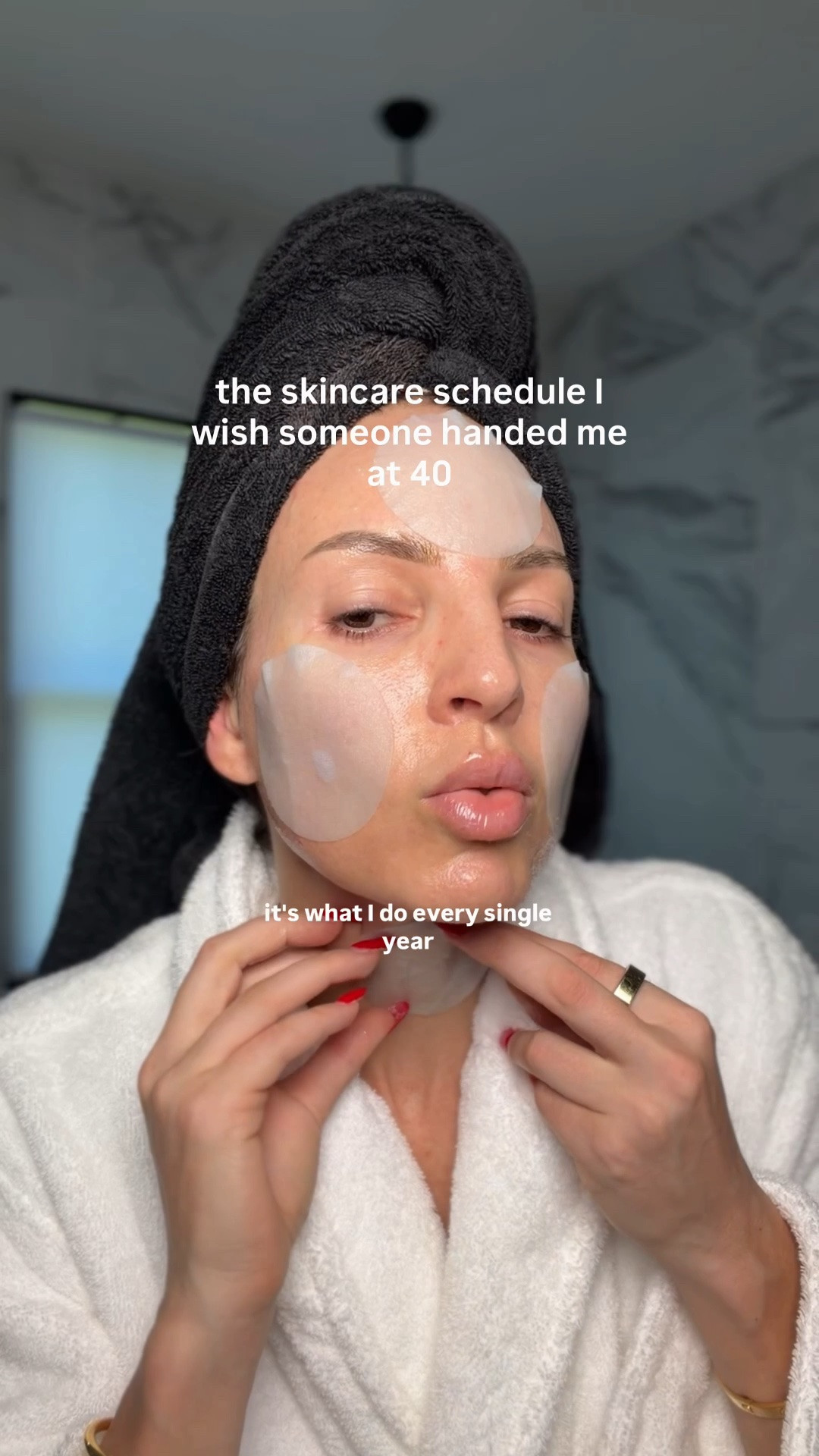Your anti-aging cheat sheet♥️
￼
yearly
•resurfacing laser / fractionated cool peel — the reset (twice a year)
•sculptra — slow build, long payoff
•XERF — skin tightening, no downtime

quarterly
•botox — maintenance, not transformation
•IPL — keeps pigment and sun damage in check
•professional microneedling (PDGF) — deeper than at-home, different results
•botox — maintenance, not transformation
•IPL — keeps pigment and sun damage in check

monthly
•at-home microneedling — keeps everything going between appointments-I do this every six weeks. I use the Dr. Pen M
8 (I made a whole tutorial on how I do this)￼
weekly
•chemical exfoliants — twice a week, non-negotiable

daily
•tretinoin — 3 to 4 times a week
•niacinamide
•peptides
•copper
•hyaluronic acid
•barrier cream
•sunscreen — every single day, no exceptions
•red light — consistent, boring, works