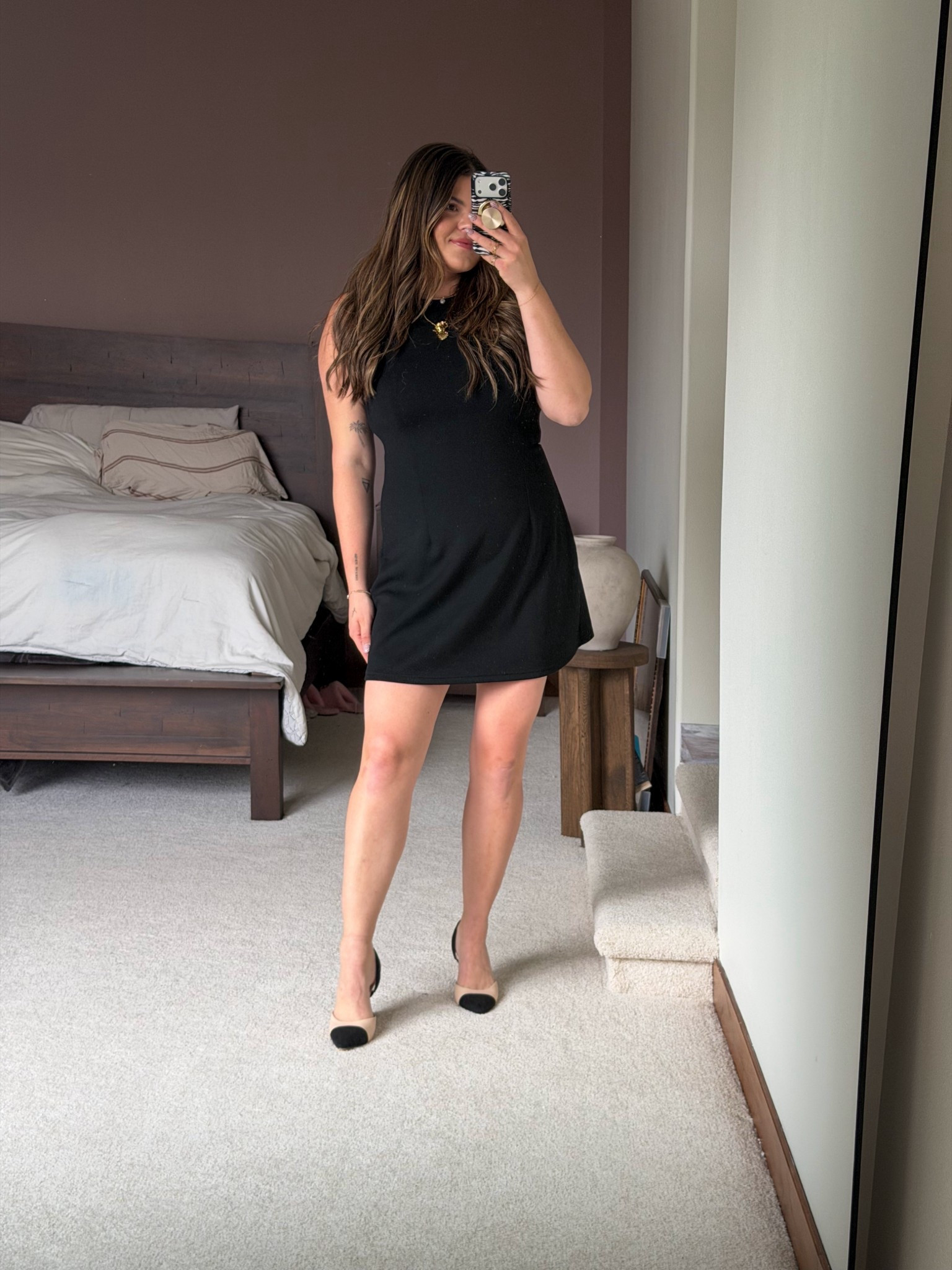 Amazon special event dress size XL!
Think wedding guest dress, gala, date night. 

All thick tummy approved!

Size 12, size 14
