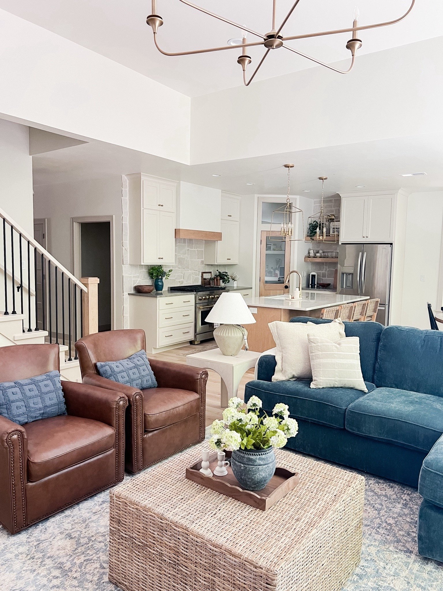 Living room links! 
Living room decor | living room furniture | living room inspo 

#LTKHome #LTKSeasonal #LTKStyleTip