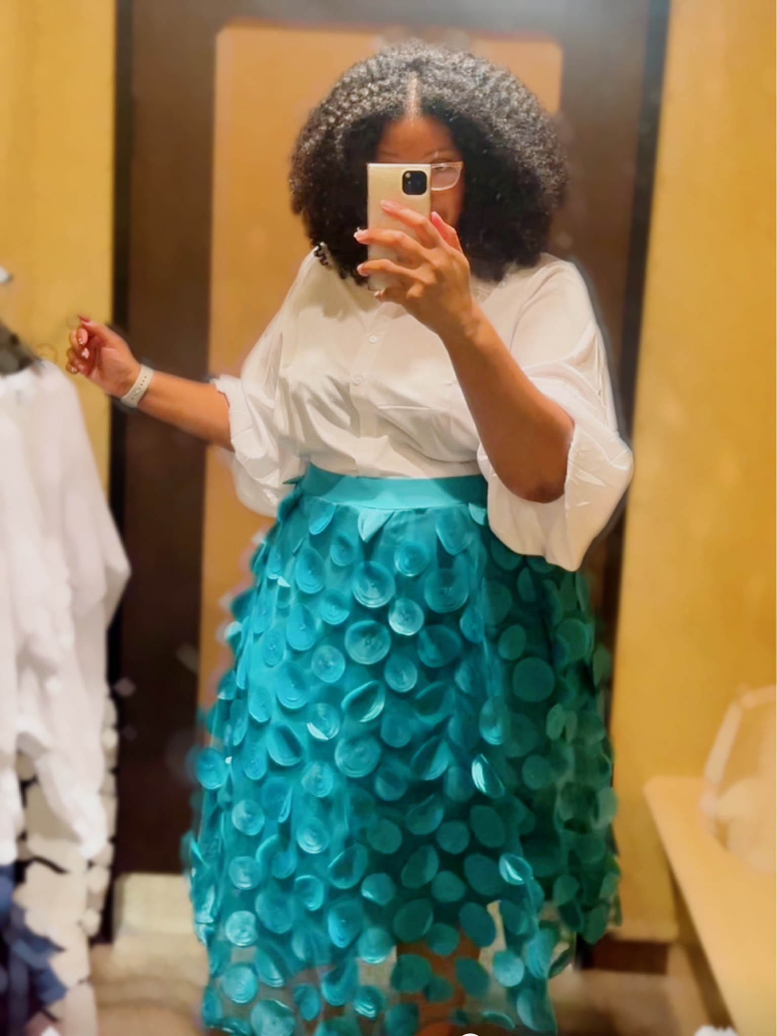 Love the skirt!! #plussizefashion #plussizeskirt #curvyfashion

#LTKstyletip #LTKplussize #LTKfindsunder50