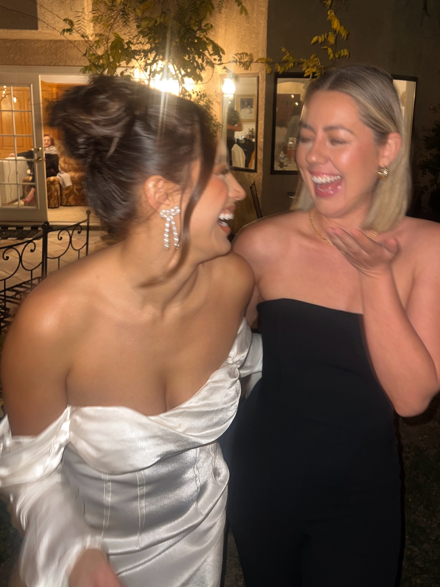 The cutest pearl earrings 🥰

#LTKwedding #LTKfindsunder100