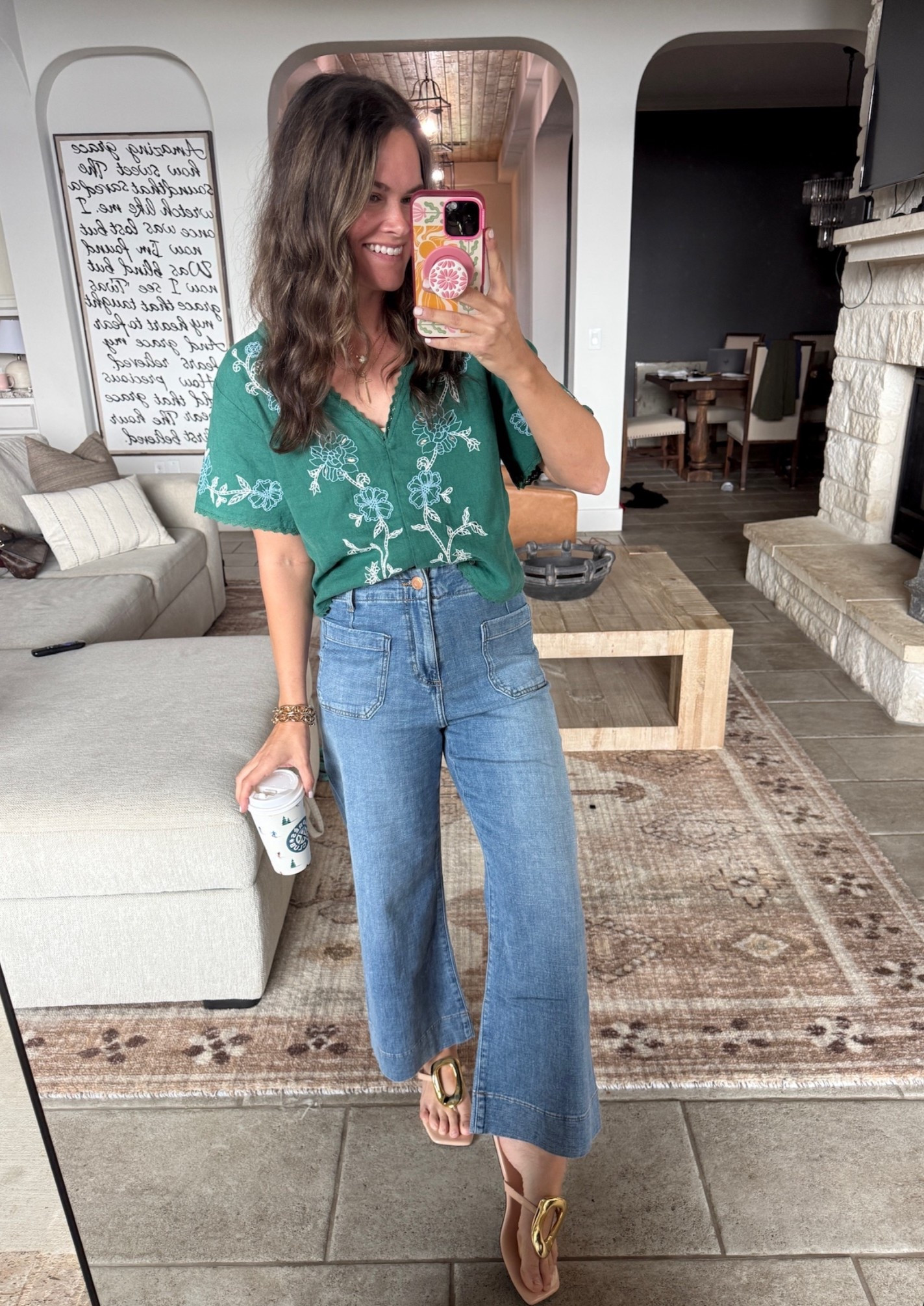 Comfy jeans that look just like the Anthro Colette… $130 vs $33 🤍 such a good find

#LTKmomlife #LTKootd #LTKgrwm