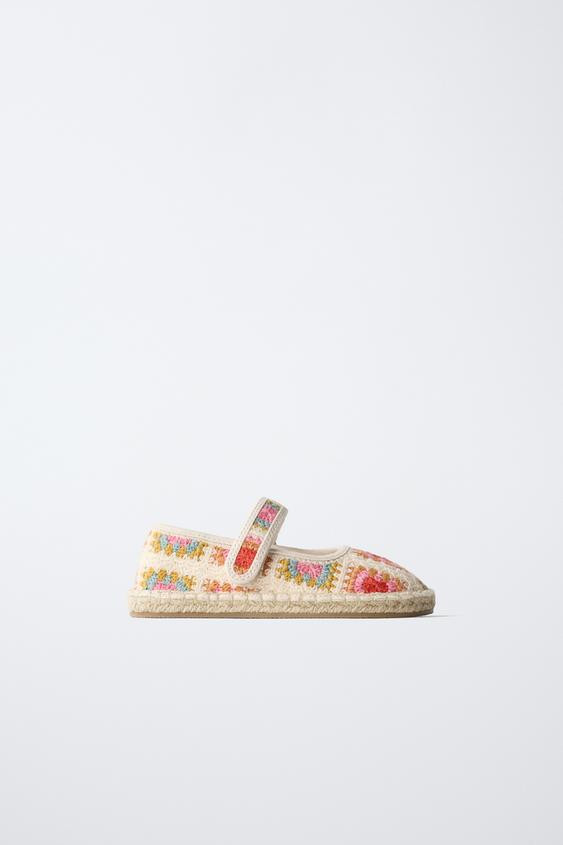 CROCHET EFFECT BALLET FLATS | Zara US