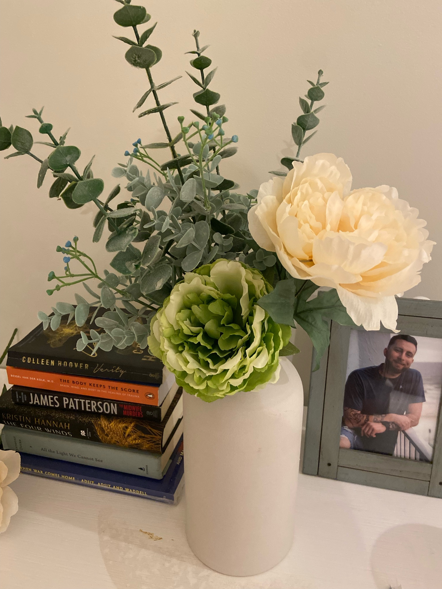 Spring-time floral arrangement. 

#LTKstyletip #LTKSeasonal #LTKhome