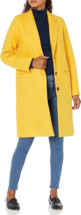 Amazon Essentials Women's Oversized Plush Button-Front Coat | Amazon (US)