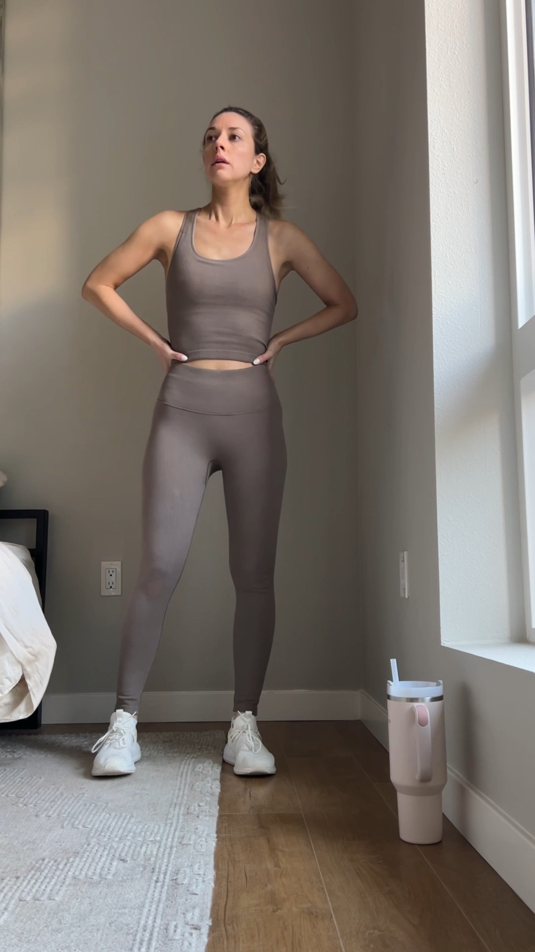 Fit check. Let’s do just 15 minutes a day. Consistency, attainable and maintainable. 👏
 

#LTKfitnessgoals