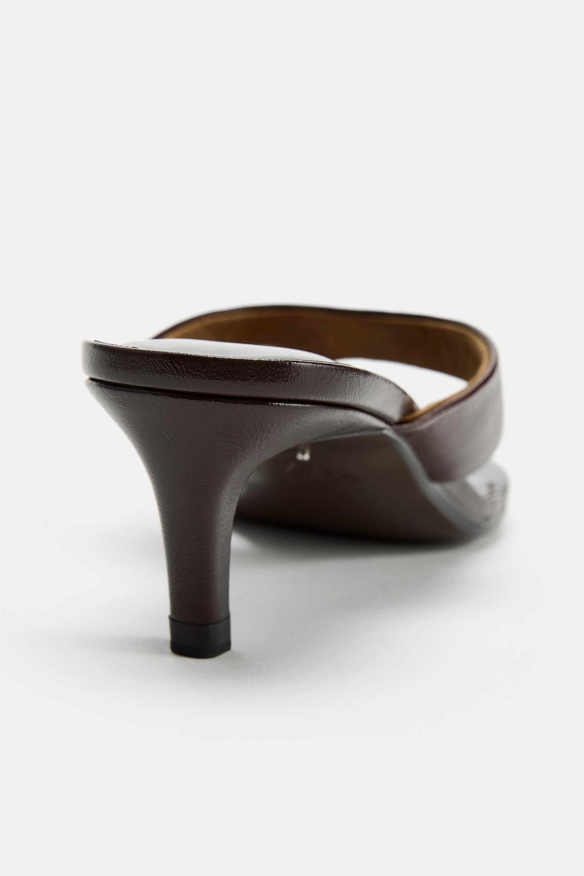 LEATHER KITTEN HEEL SANDALS | Zara US