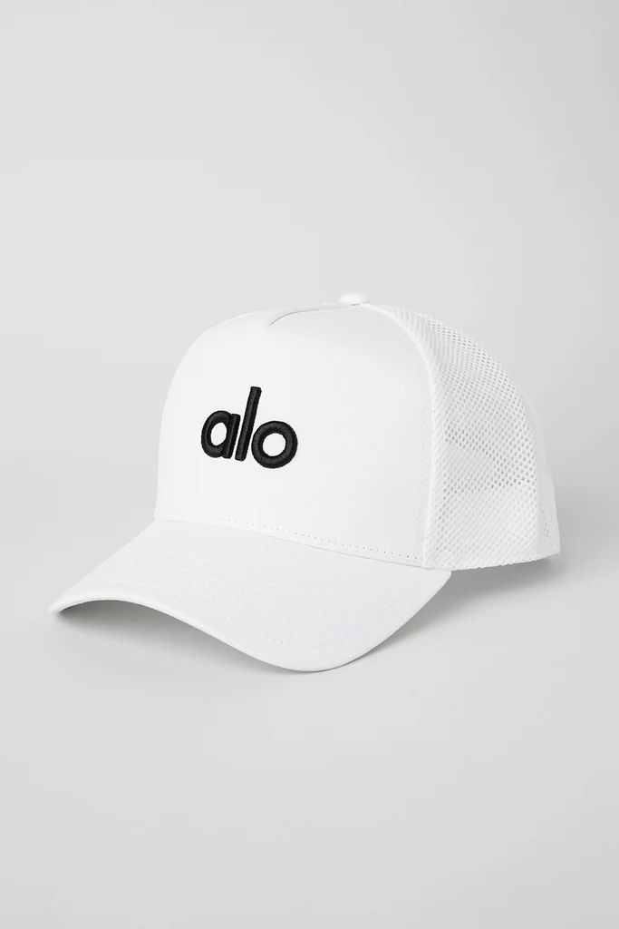 District Trucker Hat - White/Black | Alo Yoga