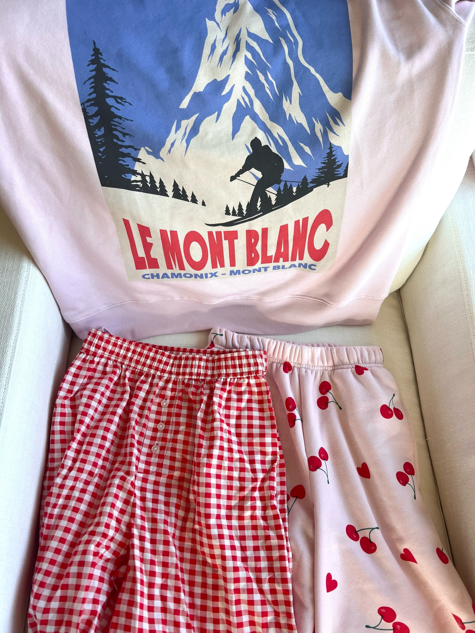 cutest target finds! 

sweat set, pajamas, target haul, comfy clothes, Valentine’s Day 

#LTKGiftGuide #LTKFindsUnder50 #LTKHome