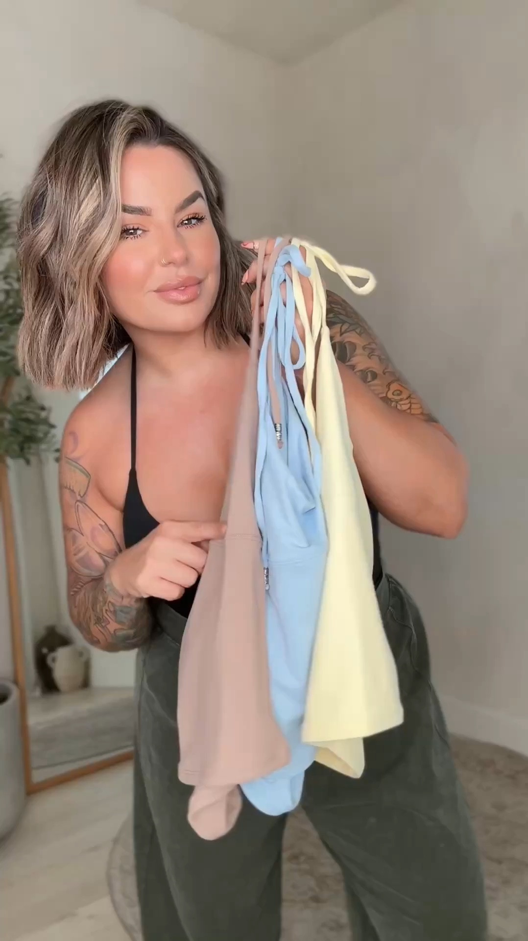 Bra free Amazon halters that give great support ! I just use my cakes nip covers with them. 

Size L 
Pants also size L

Follow my shop @shaynaslife on the @shop.LTK app to shop this post and get my exclusive app-only content!

#liketkit 
@shop.ltk
https://liketk.it/6ihRH