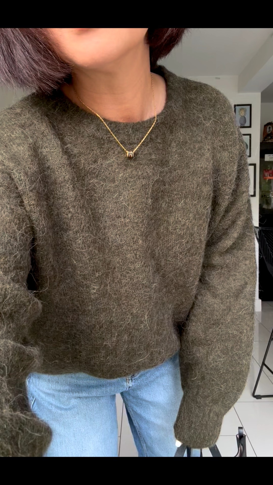 Mum on the run! Practical jeans and jumper day! I wear the uk6 short leg in the jeans and the size small in the jumper 

#LTKeurope #LTKpetite #LTKautumn