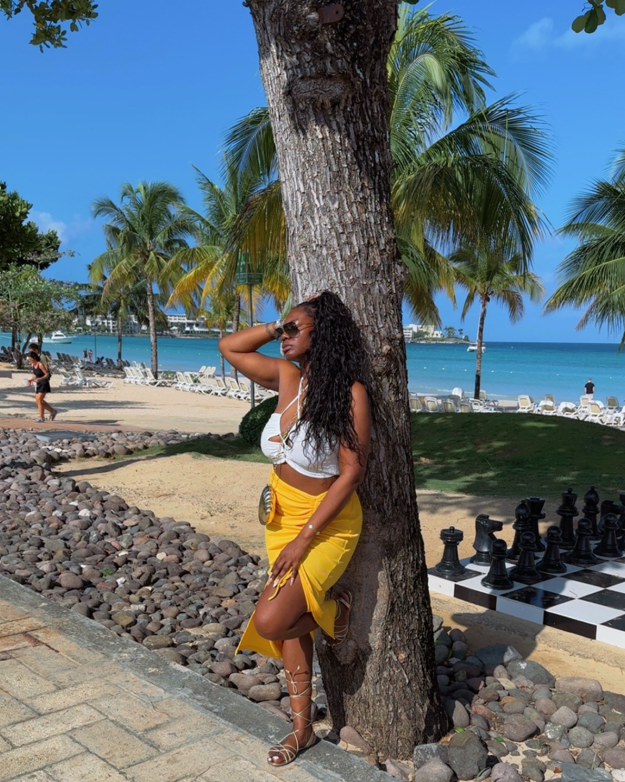 A pop of yellow on your brown skin on a bright summer day 🤍💛

The yellow drawstring 2 piece is sold out on the shein site (I’m wearing only the skirt), but I did find a few similar pieces for you that are available in a ton of different pretty colors 💕




#LTKFindsUnder50 #LTKMidsize #LTKStyleTip