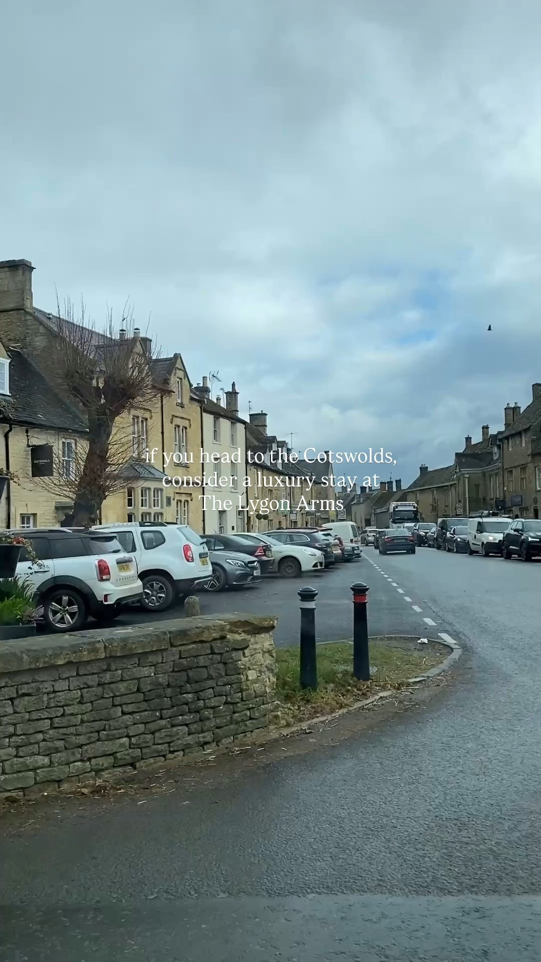 #EGPartner // if you are wanting to enjoy a luxury getaway to the Cotswolds, the Lygon Arms is exceptionally beautiful and included in @expedia’s Black Friday sale where you can enjoy up to 50% off room rates at leading hotels around the world! 

(See my IG highlight for a link to the full list of hotel picks included in London, Paris and the Cotswolds)

Book by 12/2/2025 11:59 pm in hotel property local time; travel by 12/30/2026. Member Prices are available to Expedia® app users and One Key members. Limited availability, blackout periods may apply.

#LTKHoliday #LTKTravel #LTKSaleAlert