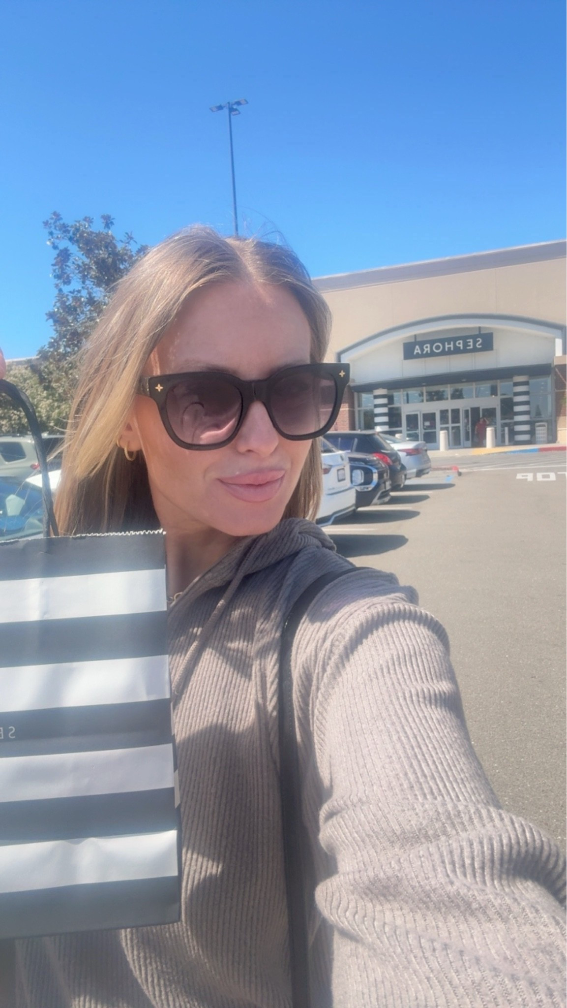 Retail therapy because, it’s Monday 🤪😁

#LTKmomlife #LTKselfcare #LTKdayinmylife