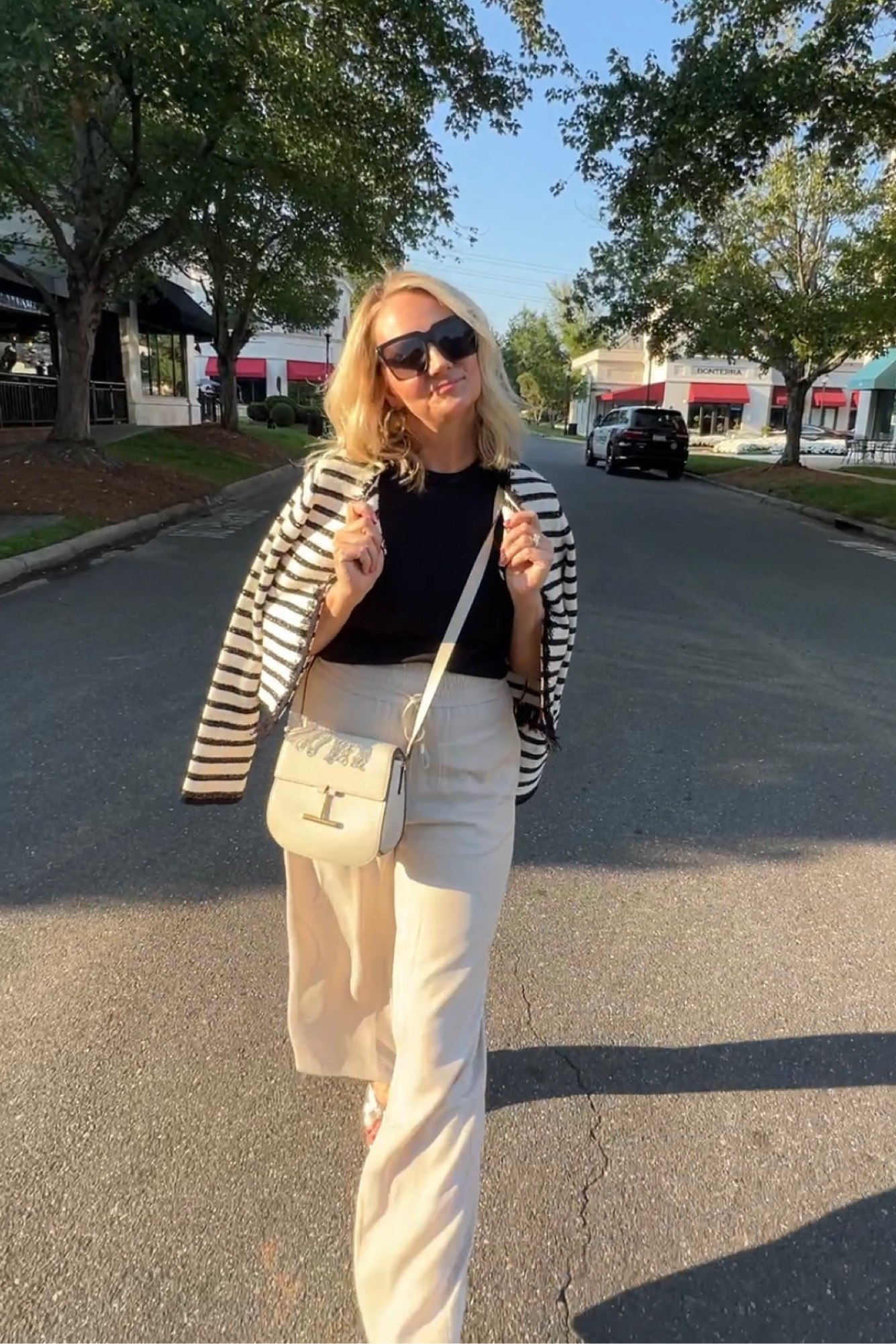 Mom fit check!!

#LTKstyletip #LTKSeasonal #LTKsalealert