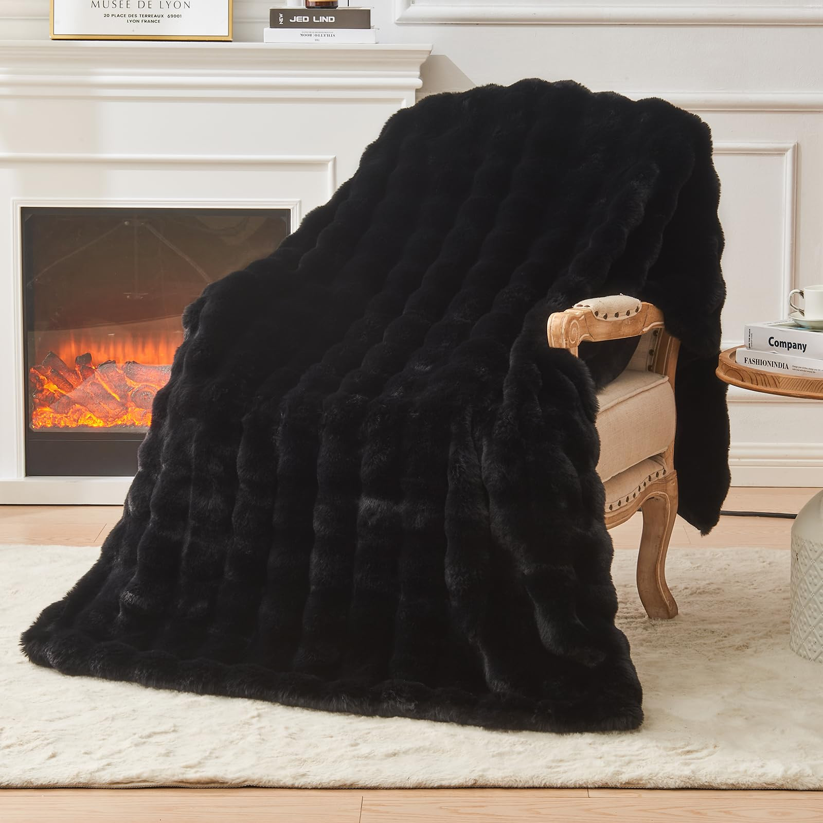 EMME Faux Fur Throw Blanket Black - Big Bubble Rabbit Cozy Blanket for Couch, Small Fluffy Fuzzy ... | Amazon (US)