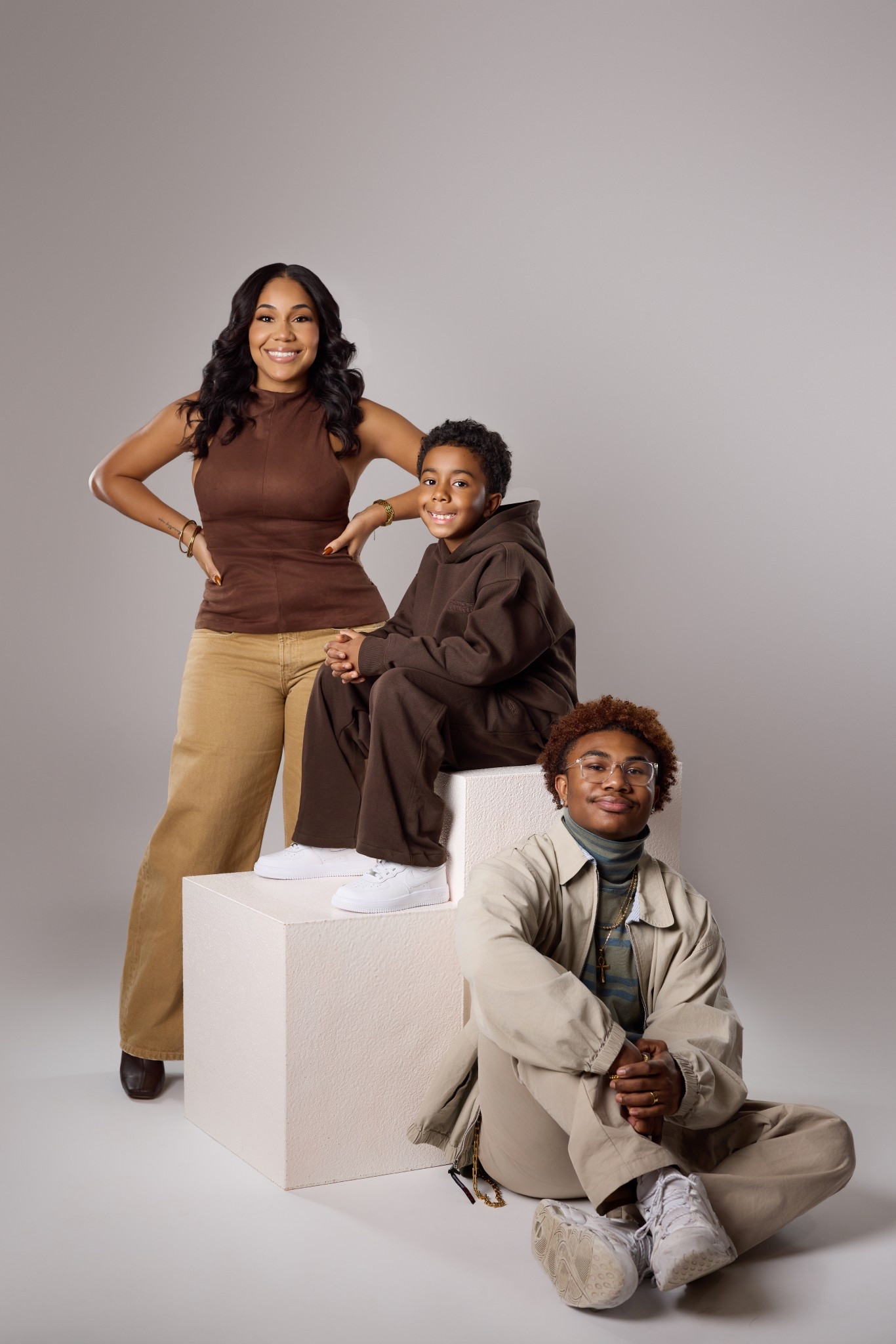 It’s so crazy to me that I’ve been a mom for 18 years when I’m only 22 years old 😌🤯