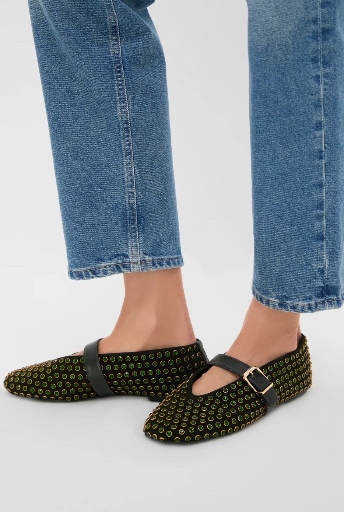 I’m going to be feeling a little glitzy going into fall with these jewel studded ballet flats. They’ll elevate some of my staple wardrobe items while also bringing in a little glam to take them from day to night.  

#LTKStyleTip #LTKSeasonal #LTKShoeCrush