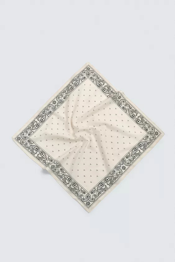 BANDANA MIT PAISLEYMUSTER | Zara DE