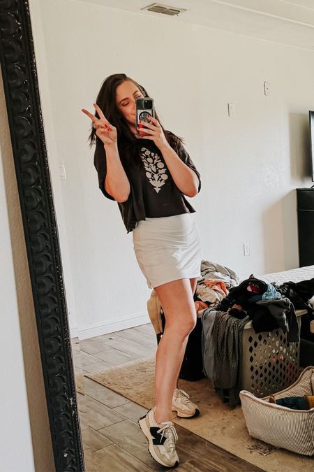It’s laundry day 🫠 lots of clothes and far too many sheets to be washed for this mama. Went for quick + comfy for today’s ootd. I fell in love with skorts last summer and still think they are the cutest way to elevate an easy spring or summer outfit! This skirt runs tts and the price point is 🤌🏼! $30!!! 🙌🏼 

* size up if you need more length!


#springoutfit #casualoutfit #weekendoutfit #outfitidea #momootd 

#LTKstyletip #LTKfindsunder50 #LTKActive