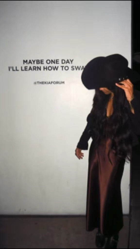 What I wore to the Kacey musgraves concert 

#LTKWatchNow #LTKFindsUnder100 #LTKStyleTip