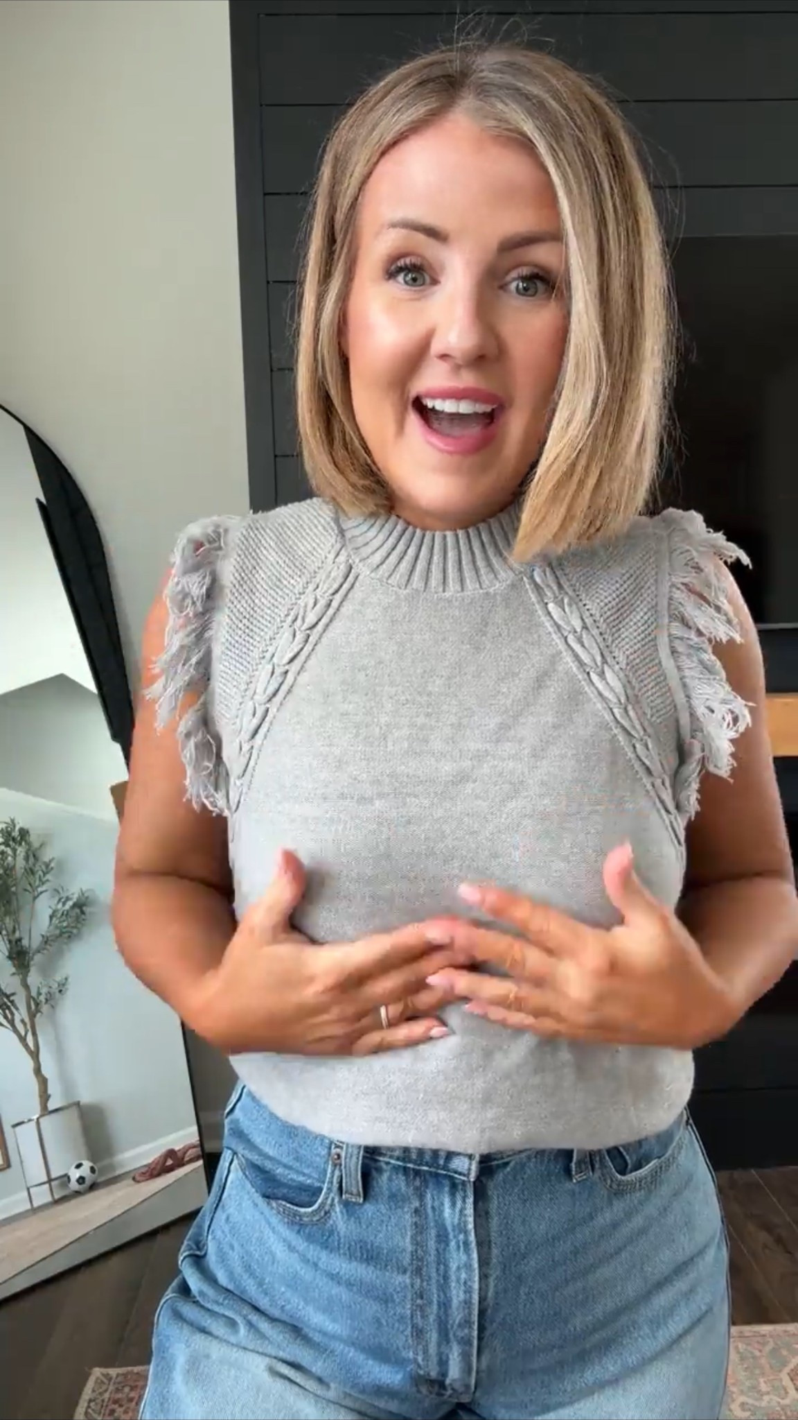 This fringe sweater comes in sooo many colors. 

#LTKgrwm #LTKootd #LTKSeasonal