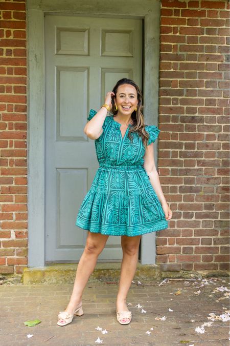 A pretty teal dress to start the work week after vacation 