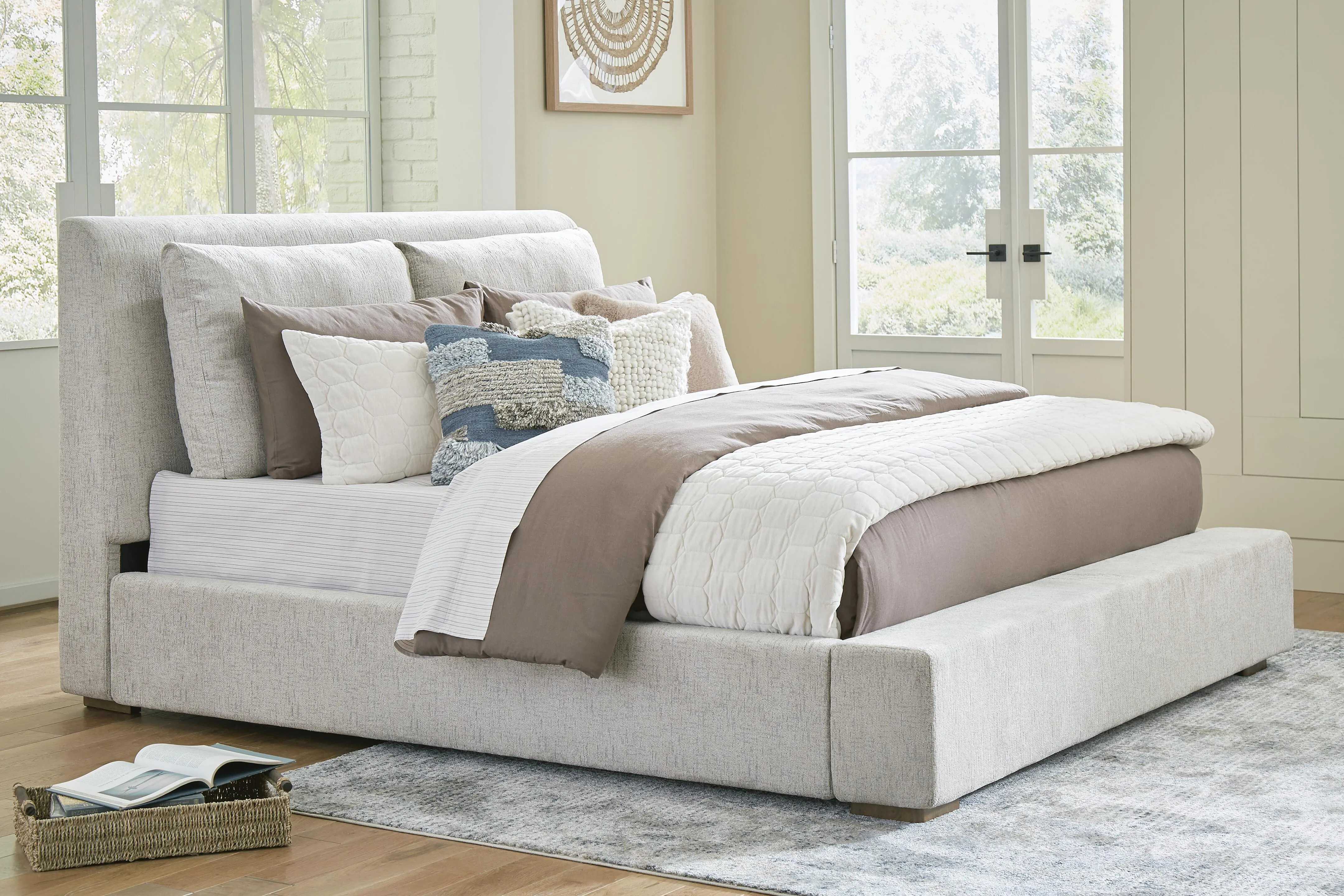 Cabalynn Queen Upholstered Bed | Ashley