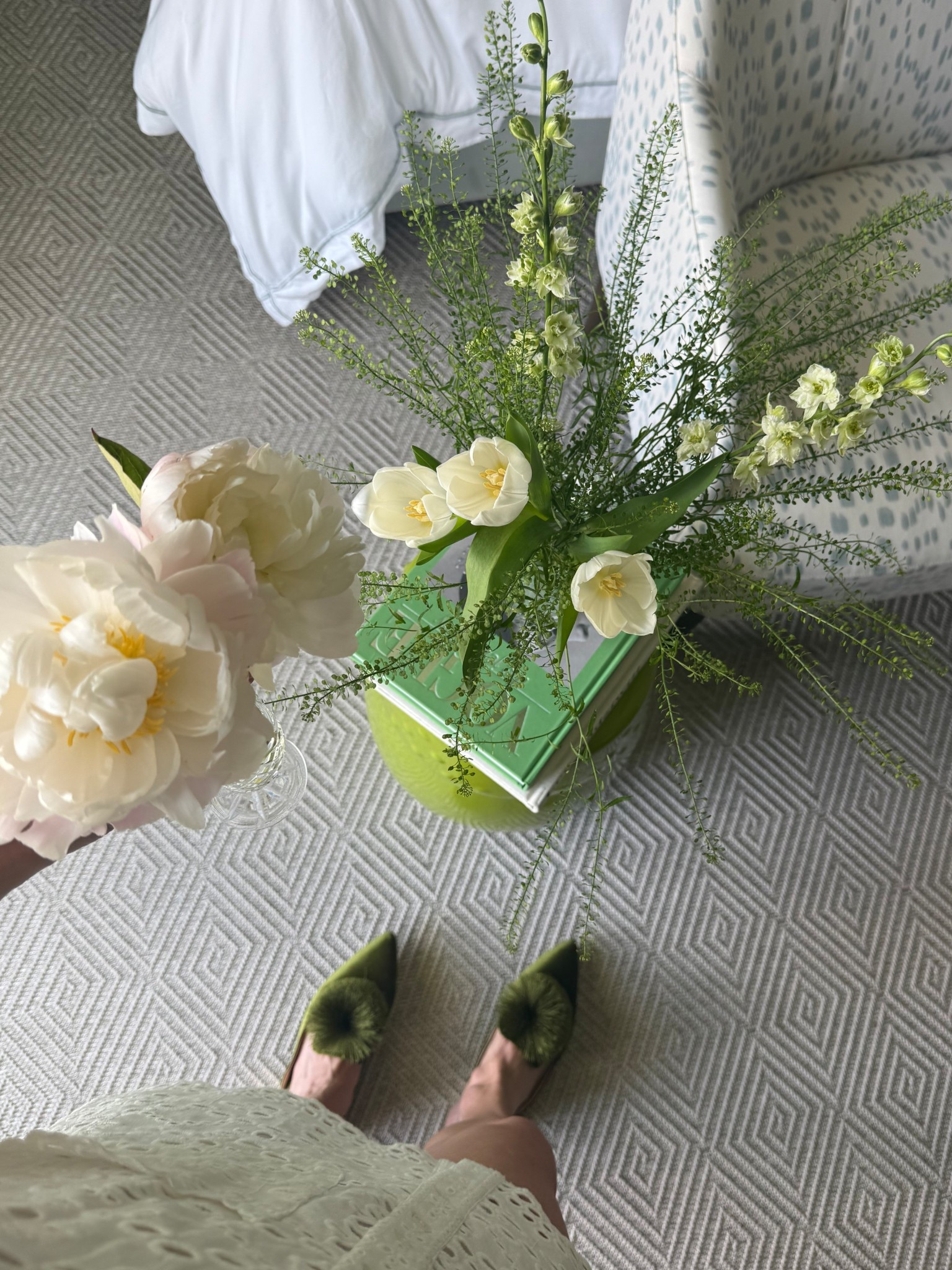 Fun summer slippers at a bargain price and bedroom updates! 

Boll and Branch 
Amazon
Vogue 
Society social 

#LTKSummerEdit #LTKHome #LTKFindsUnder50