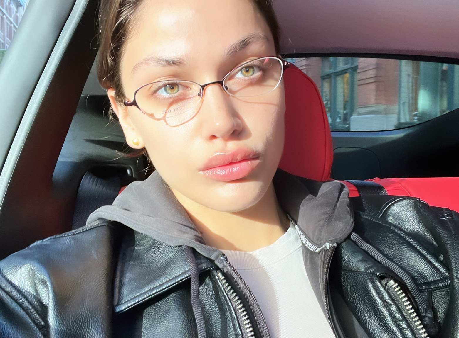 90s glasses